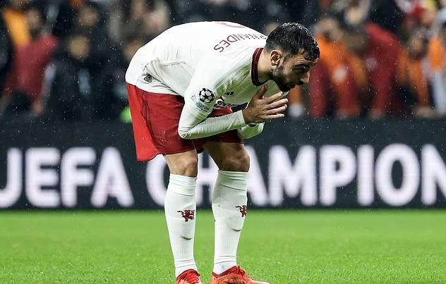 开云体育入口-曼联又丢人谁的错？名宿：不能全让奥纳纳背锅