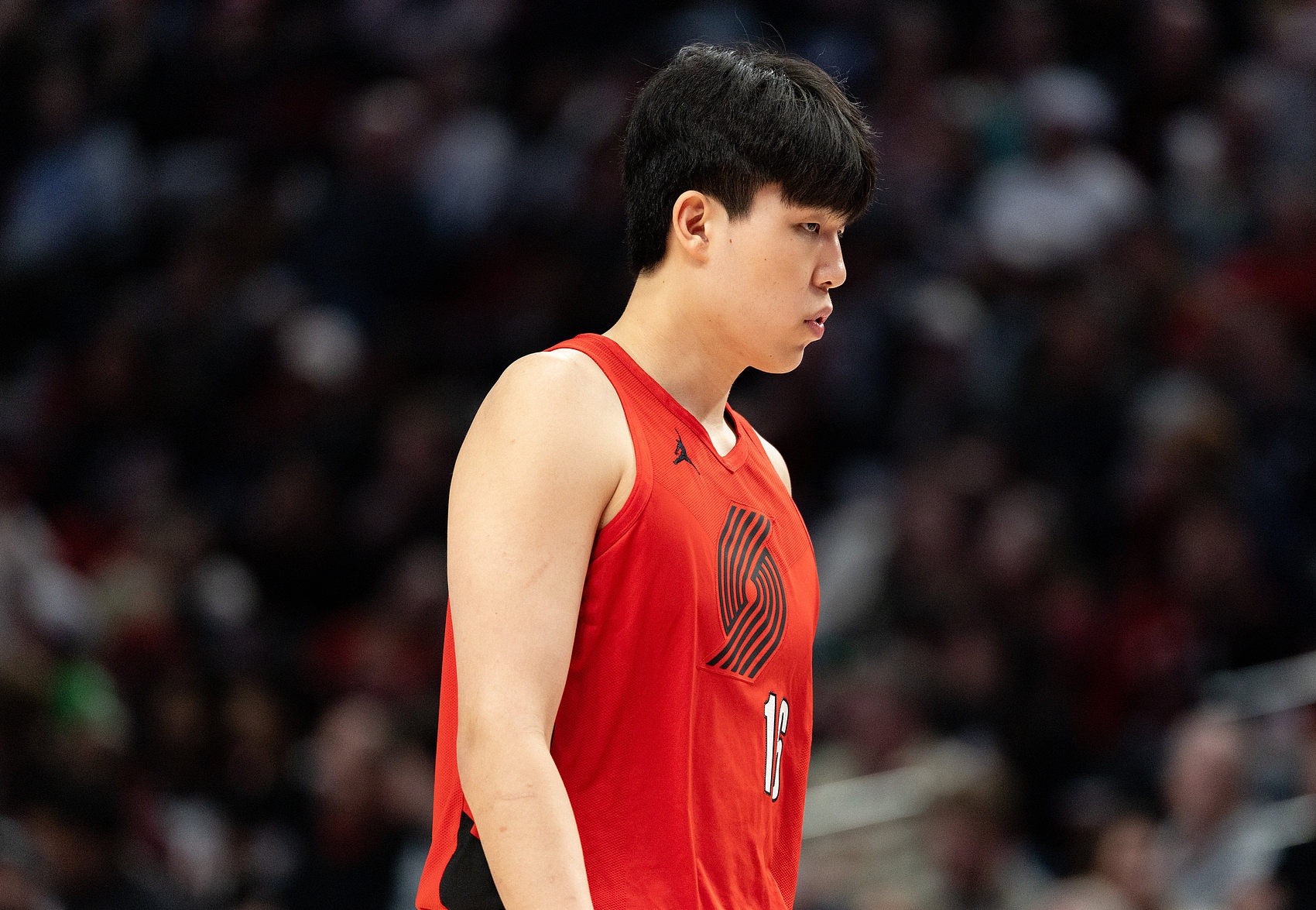 杜马斯之子谈杨瀚森：首轮秀没球打就该去发展联盟 不该板凳坐穿